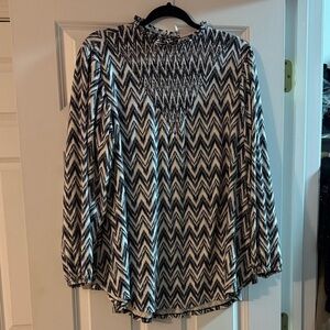 LuLaRoe medium Clara Black and White Zigzag Blouse NWT